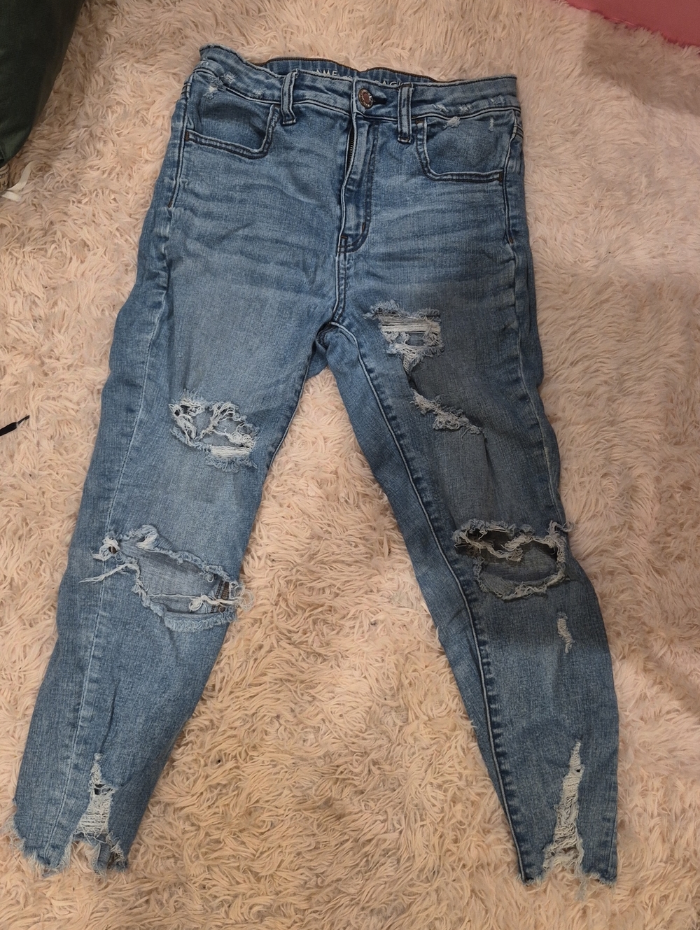 American Eagle Outfitters Light Blue Distressed Skinny Jeans